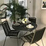 アパートホテル Levante 4*