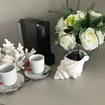 Levante 4* لارنكا